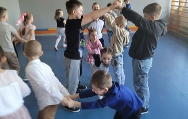 2026_03_06_Dzień Kobiet w oddziale przedszkolnym i klasie I (7)
