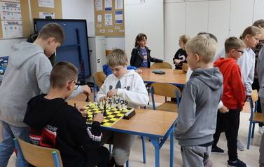 2026.10.12 dzień gier planszowych (13)