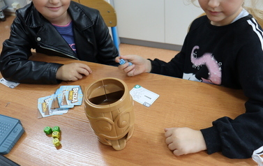 2026.10.12 dzień gier planszowych (18)
