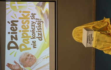 2026.10.13 Dzień Papieski (9)