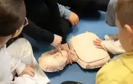 202510 Ratujemy i uczymy ratowac (26)