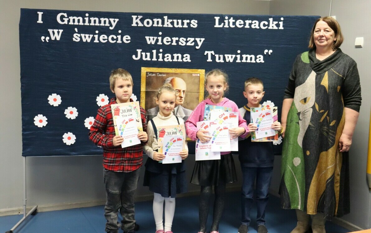 Zdjęcie do I Gminny Konkurs Literacki  &bdquo;W świecie wierszy Juliana Tuwima&rdquo;