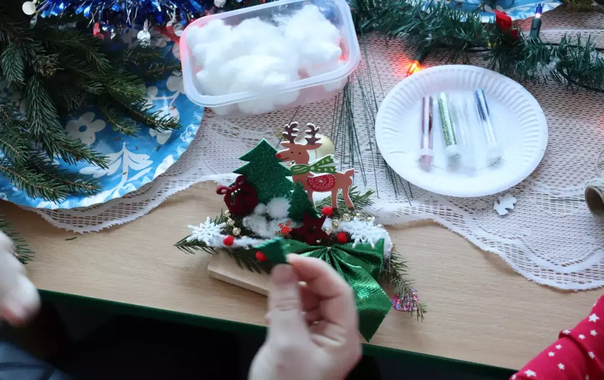 Zdjęcie do Warsztaty bożonarodzeniowe dla przedszkolak&oacute;w i ich rodzic&oacute;w.