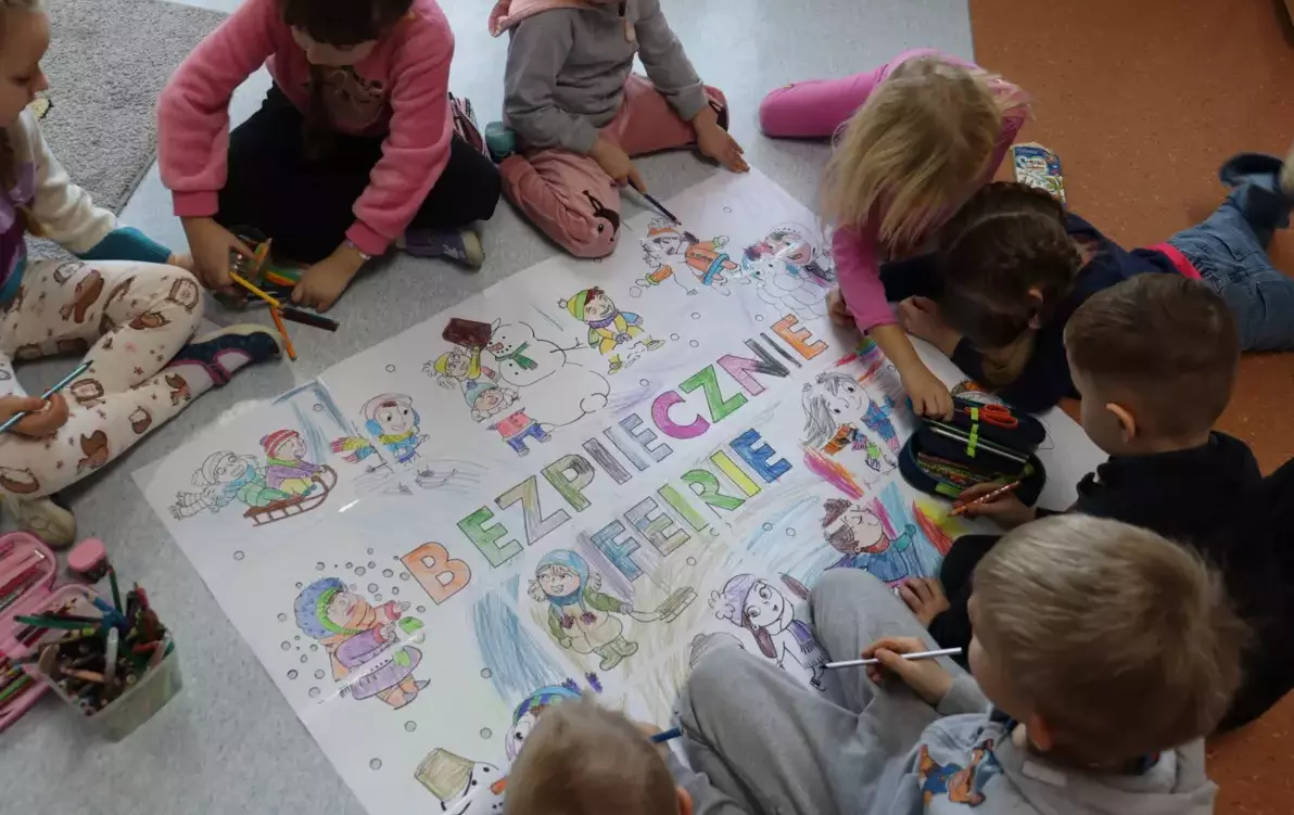 Zdjęcie do Zajęcia z bezpieczeństwa podczas ferii zimowych w oddziale przedszkolnym