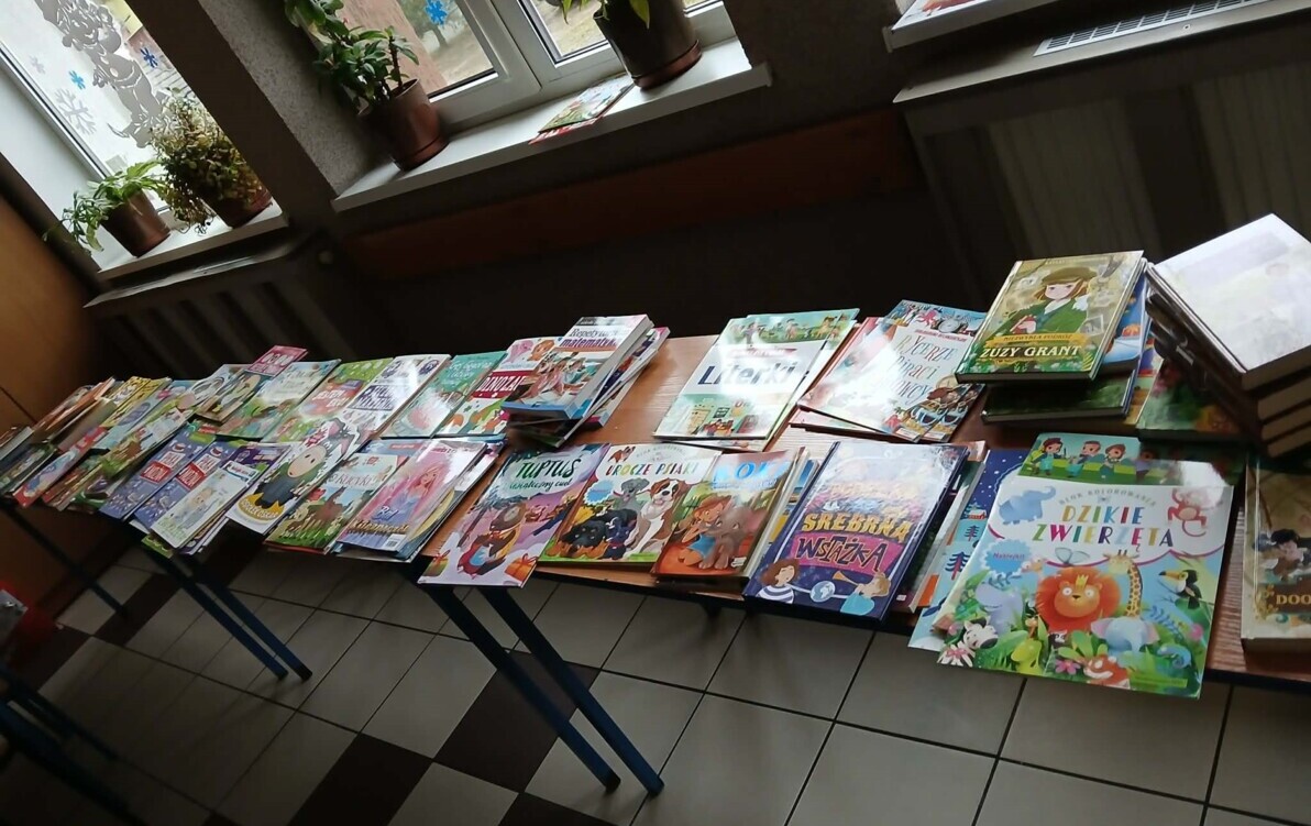 Zdjęcie do Kiermasz książek w naszej szkole