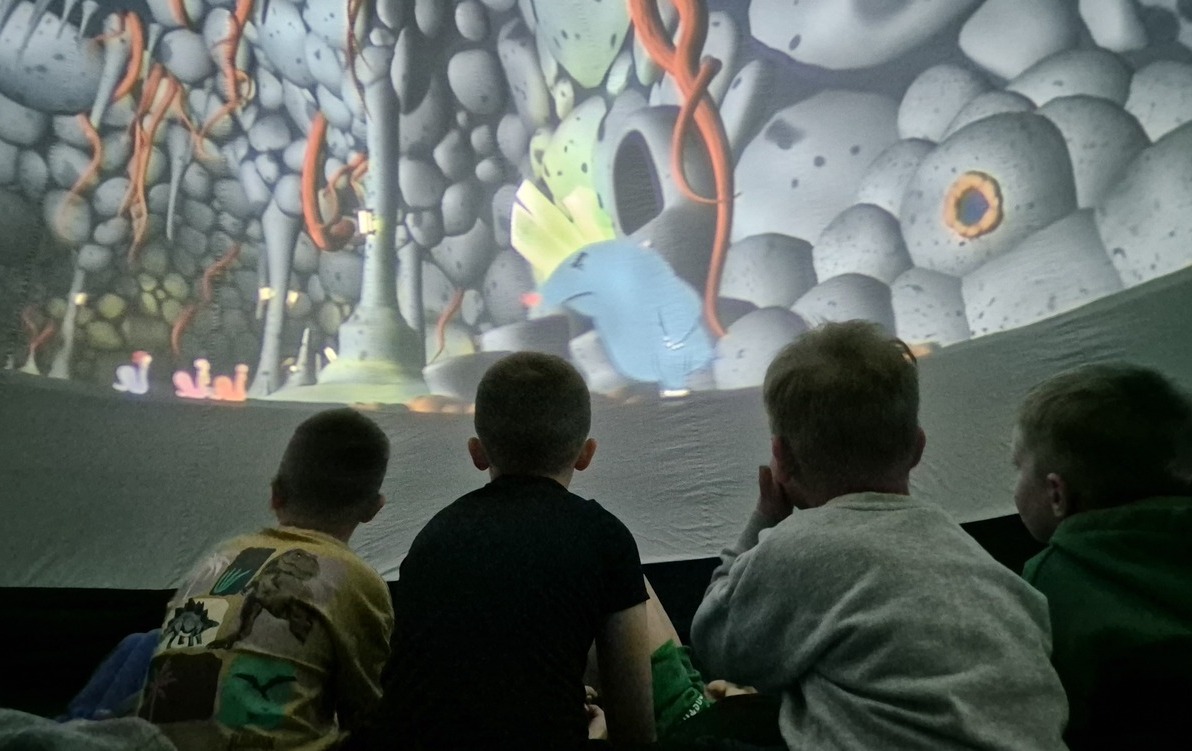 Zdjęcie do Kino sferyczne w Nasiadkach