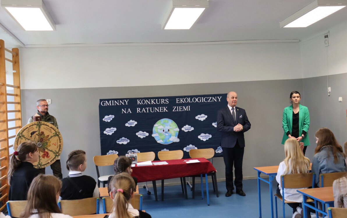 Zdjęcie do Gminny konkurs ekologiczny "Na ratunek Ziemi".